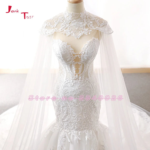 Neu eingetroffen: Brautkleider aus Spitze im Meerjungfrau-Stil